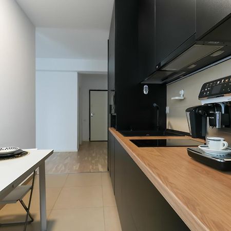 Ana - Cozy & Quiet Apt With Balcony & Garden View Bukarest Exteriör bild